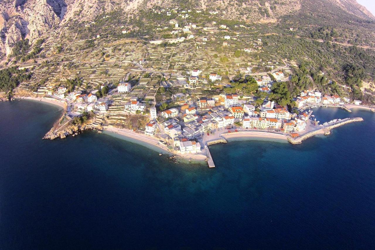 Apartments By The Sea Drasnice, Makarska - 5265 מראה חיצוני תמונה