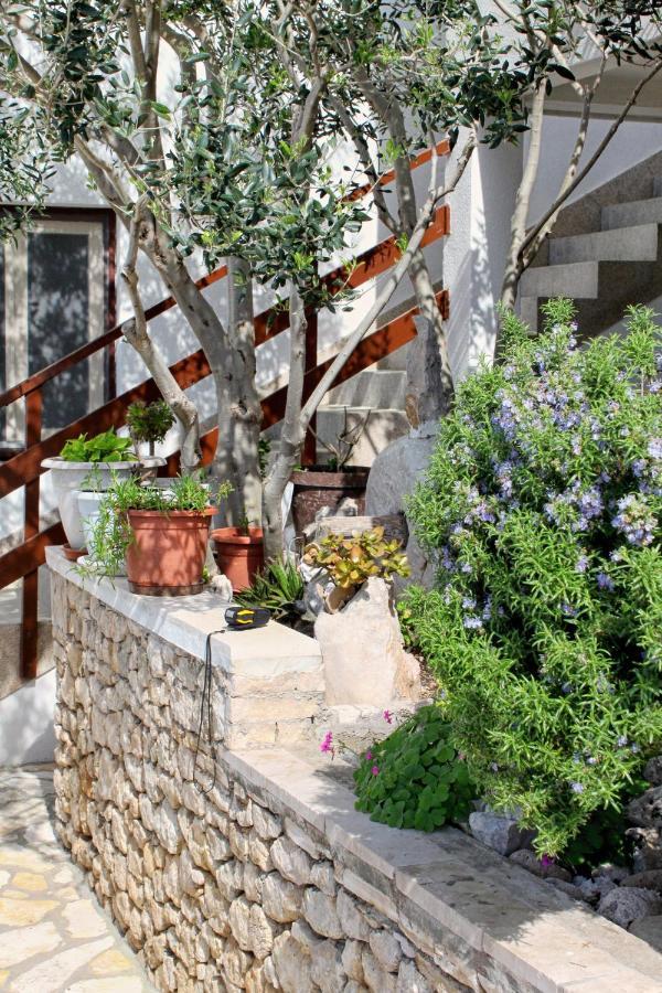 Apartments By The Sea Drasnice, Makarska - 5265 מראה חיצוני תמונה